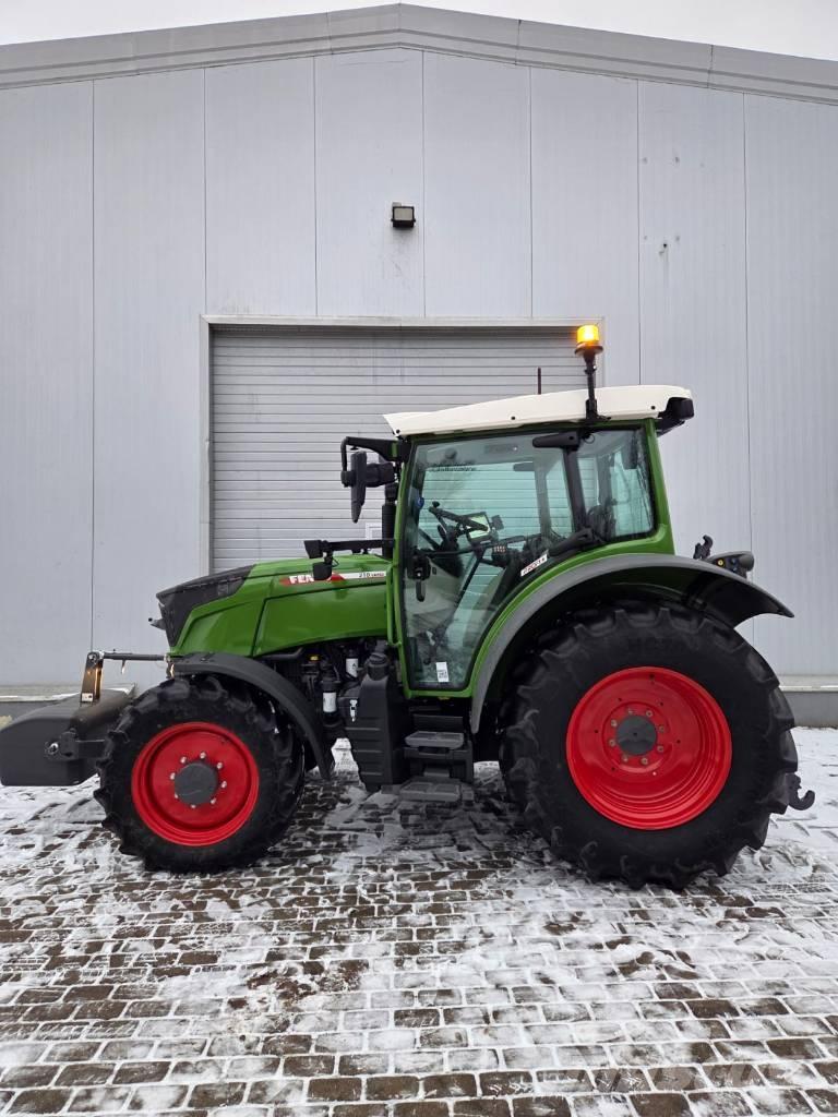 Fendt 210 Vario Traktory