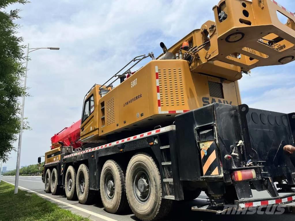 Sany SAC3500T Univerzální terénní jeřáby