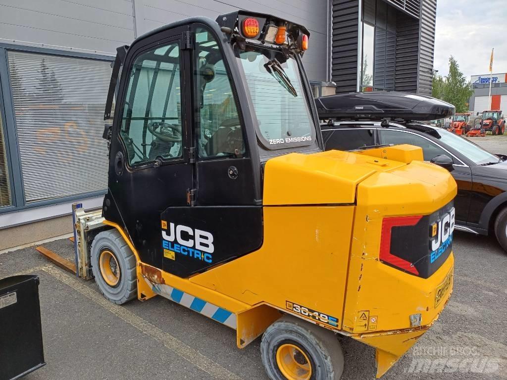 JCB TLT30-19E 2WD Akumulátorové vozíky