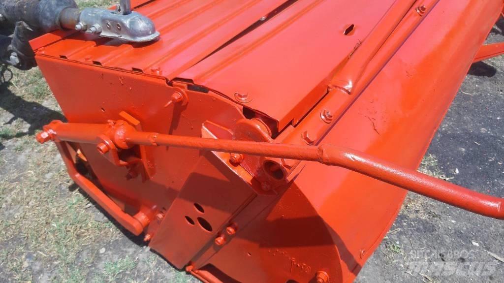 Kuhns Mfg 200 Žací stroje