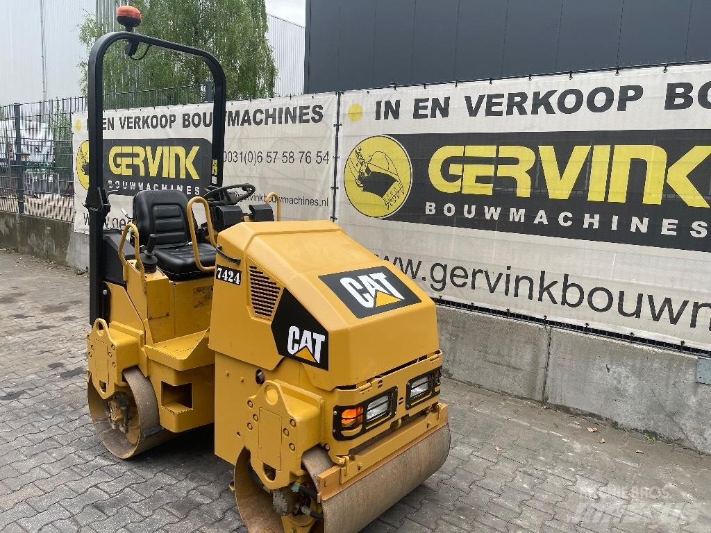 CAT CB 14 Tandemové válce