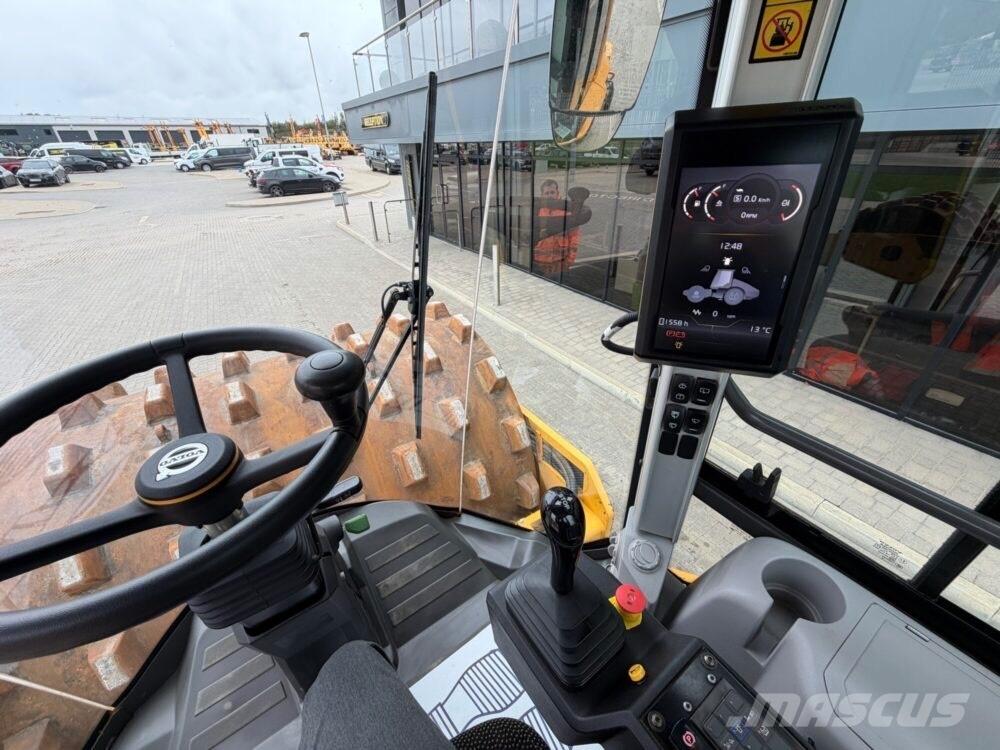 Volvo SD 135 B Tahačové válce