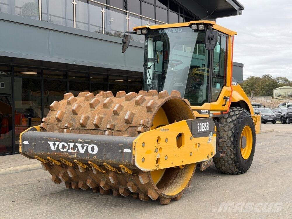 Volvo SD 135 B Tahačové válce