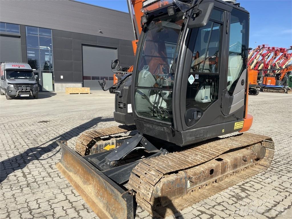 Hitachi ZX 85 US-6 Midi rýpadla 7t - 12t