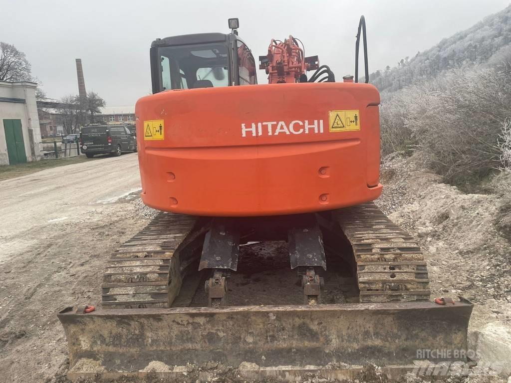 Hitachi ZX 135 US Pásová rýpadla