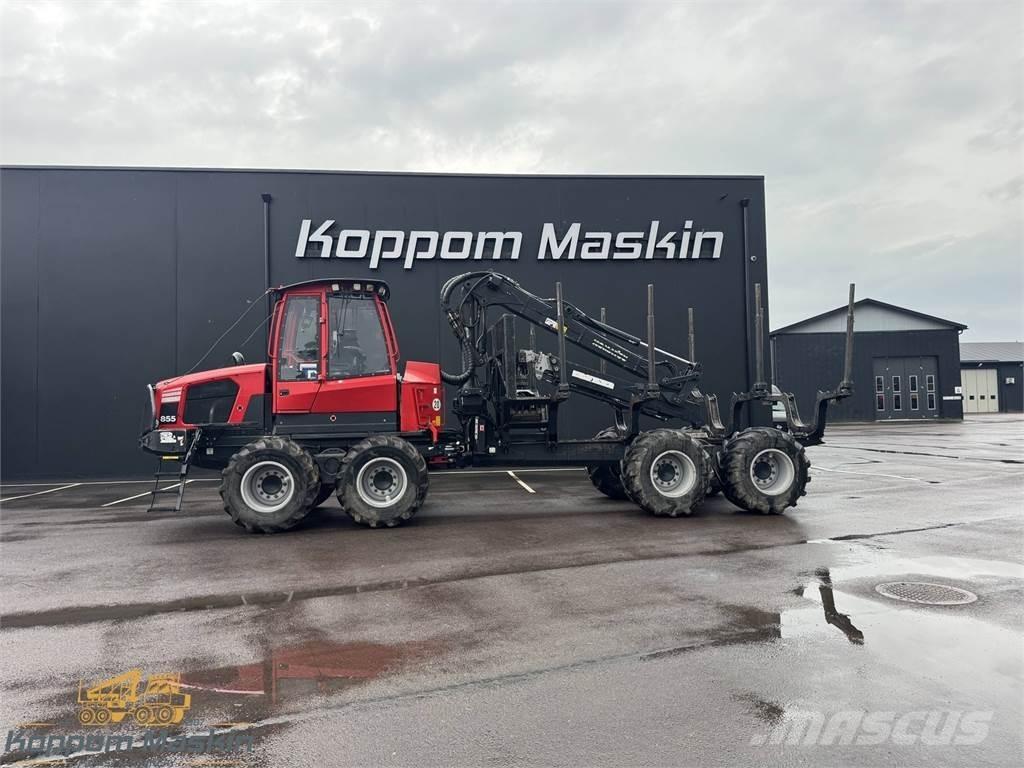 Komatsu 855 Vyvážecí traktory