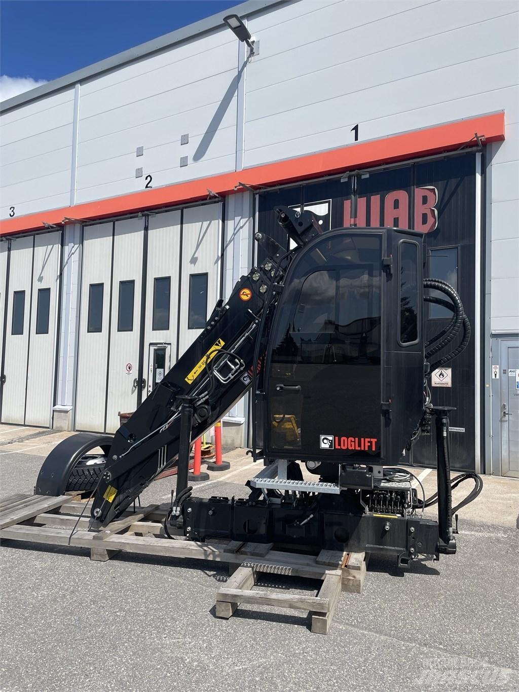Loglift F150ZTi9.5 Lesnické jeřáby