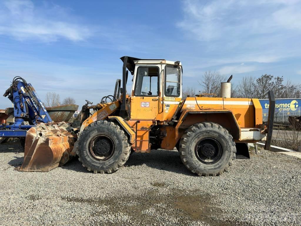 Liebherr L 521 Kolové nakladače