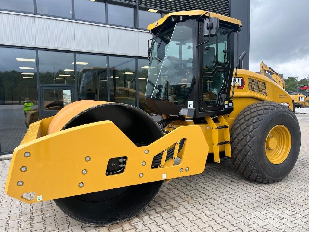 CAT CS10GC Půdní kompaktory