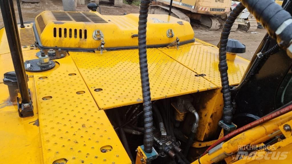 JCB JS 220 LC Pásová rýpadla