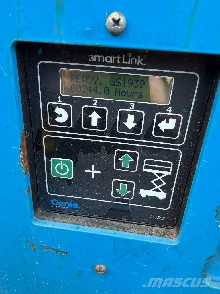 Genie GS 1930 Nůžková zvedací plošina