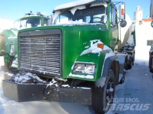 Freightliner FLC 112 Další