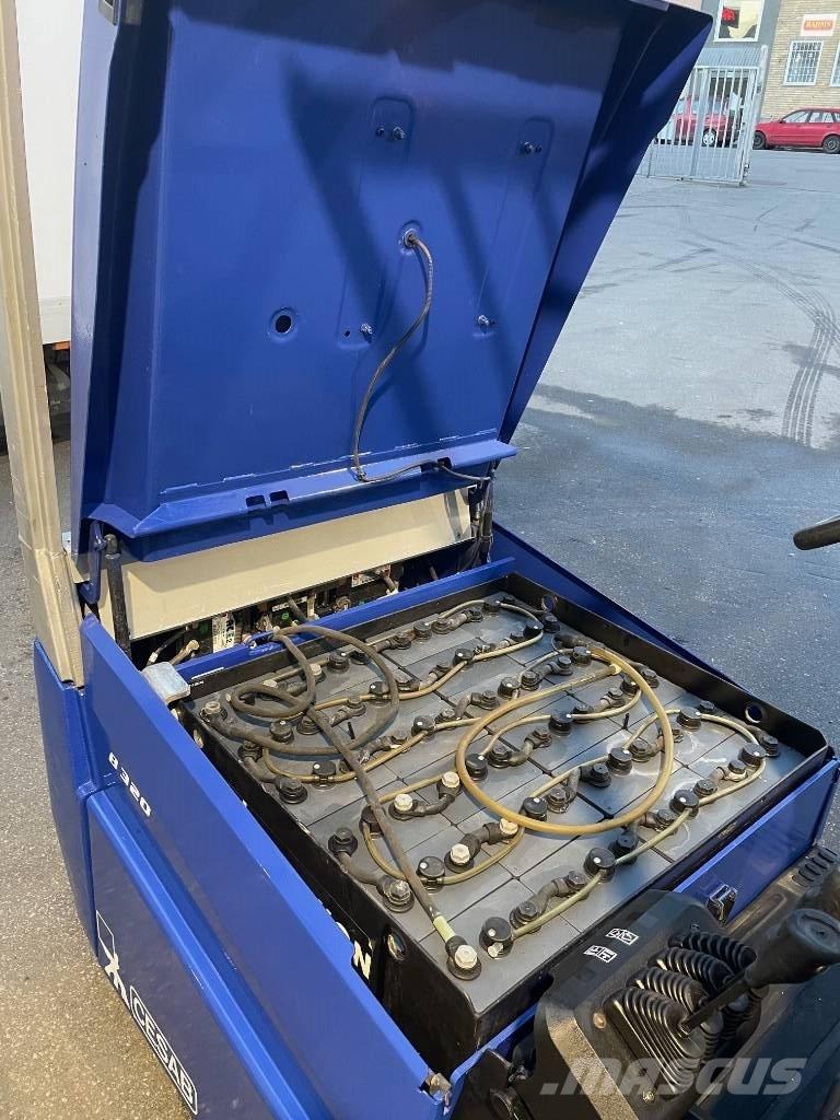 Cesab B320 Akumulátorové vozíky