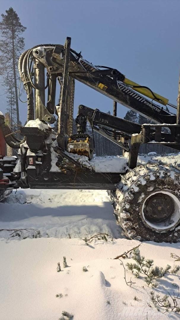 Komatsu 895 Vyvážecí traktory