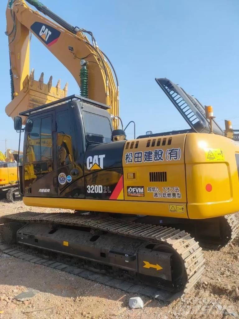 CAT 320D2L Pásová rýpadla