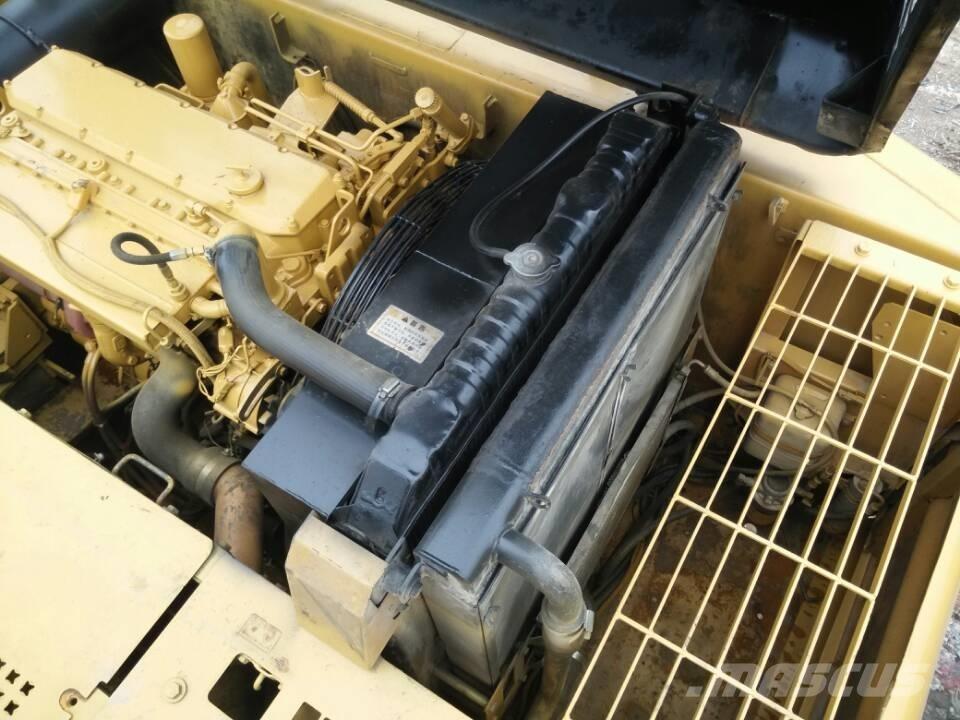 CAT 325 B Pásová rýpadla