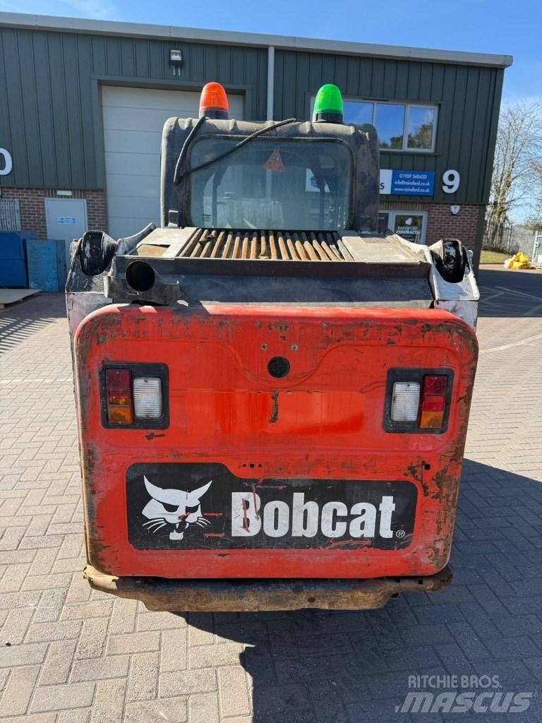 Bobcat S 450 Smykem řízené nakladače