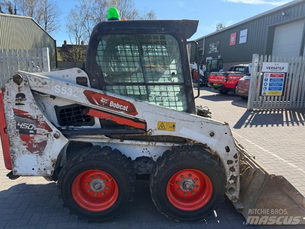 Bobcat S 450 Smykem řízené nakladače