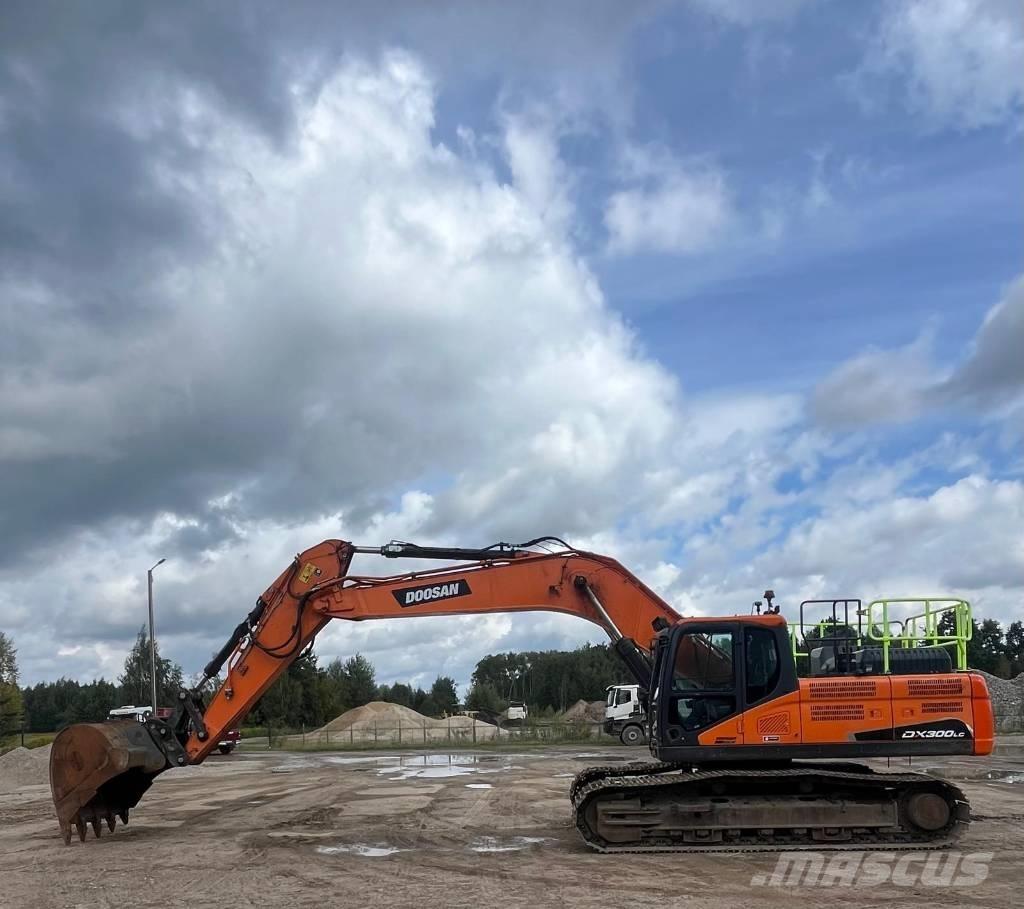 Doosan DX300-LC-7 Pásová rýpadla