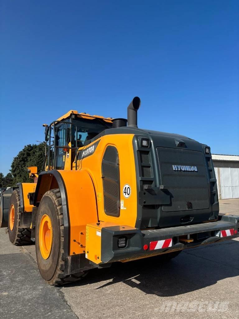Hyundai HL 970 A Kolové nakladače