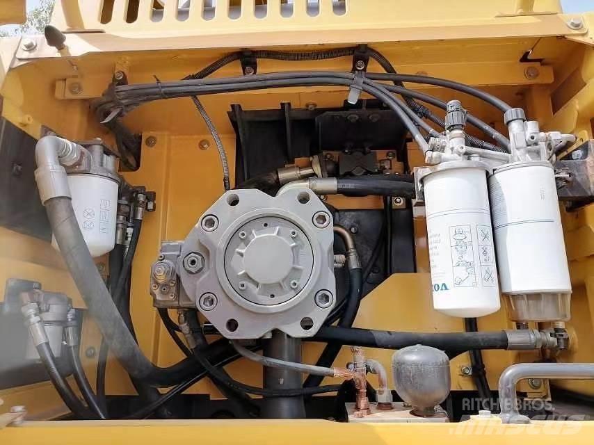 Volvo EC 380 D Pásová rýpadla