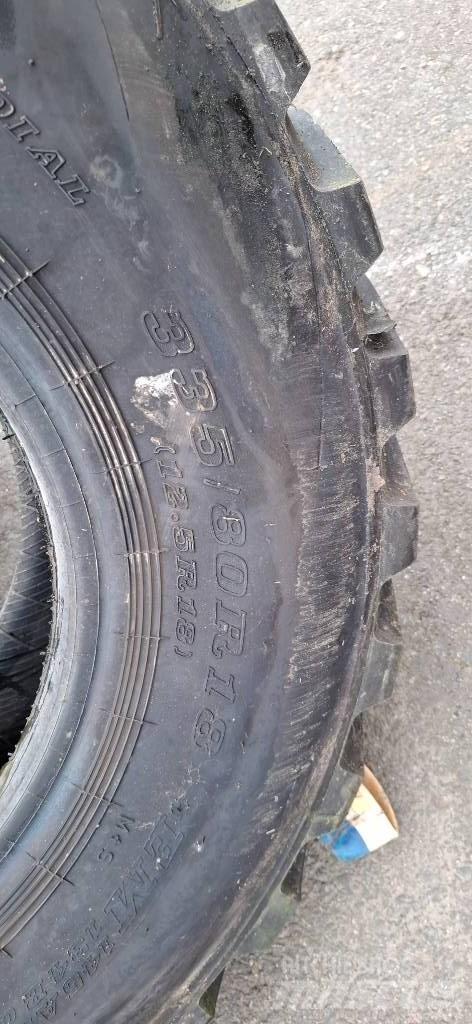 Dunlop 335/80R18 Pneumatiky, kola a ráfky