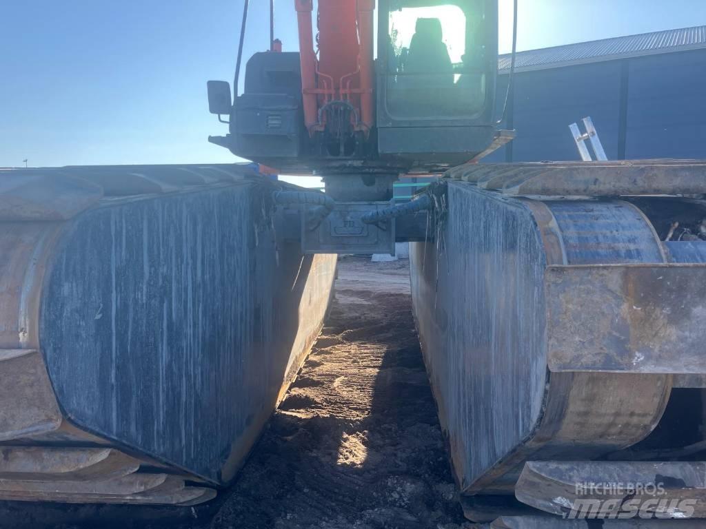 Hitachi ZX 130LCN Obojživelná rypadla