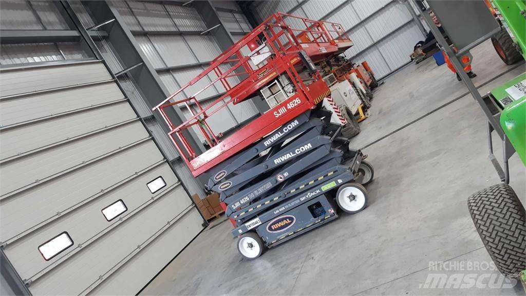 SkyJack SJIII4626 Nůžková zvedací plošina