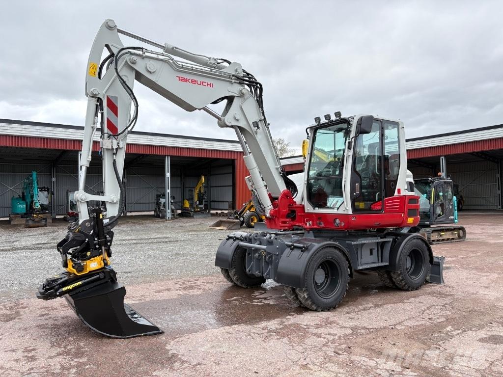 Takeuchi TB395W Kolová rýpadla