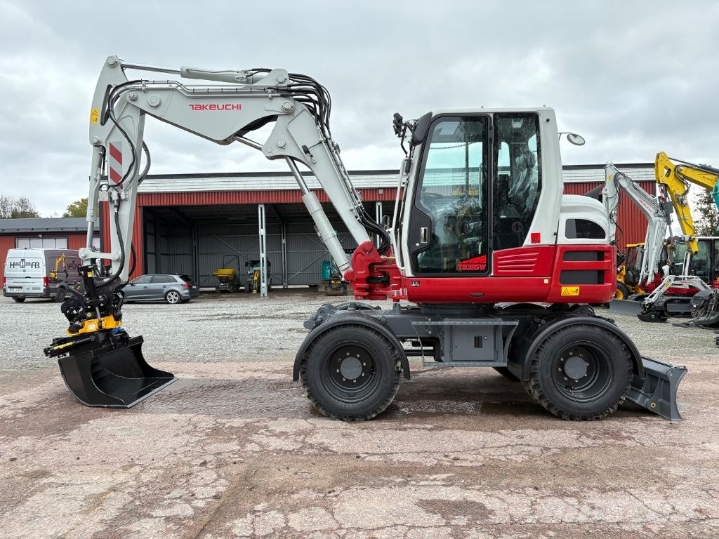 Takeuchi TB395W Kolová rýpadla