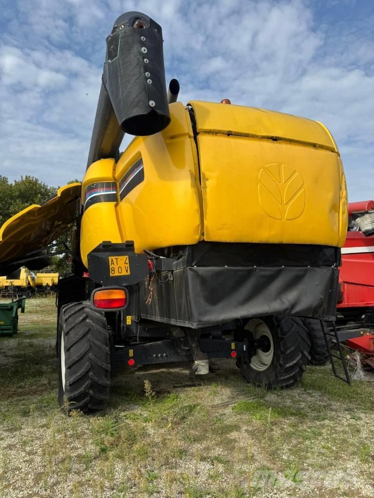 New Holland CX 760 Sklízecí mlátičky