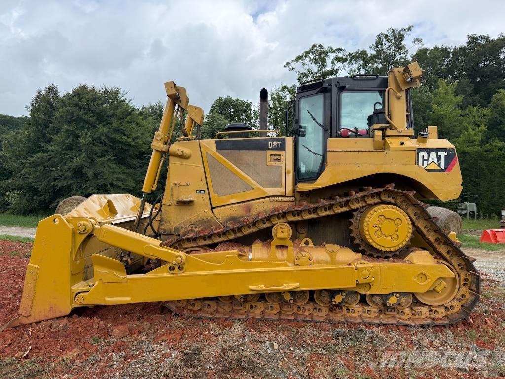 CAT D 8 T Pásové dozery