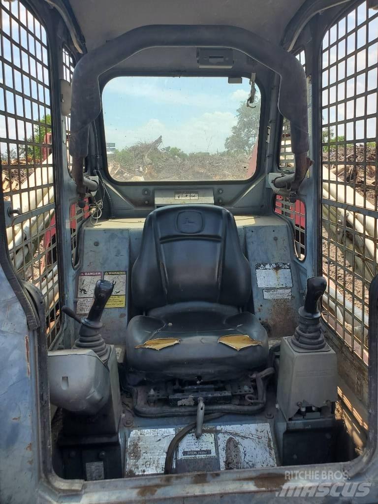 Takeuchi TL150 Smykem řízené nakladače