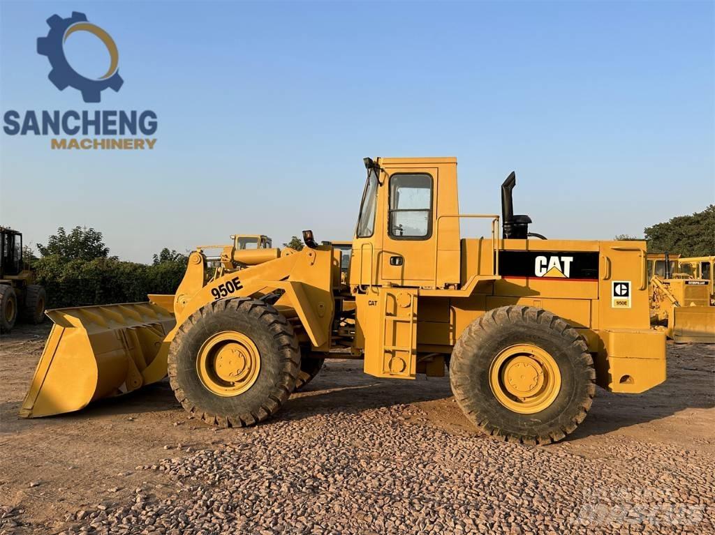 CAT 950 E Kolové nakladače