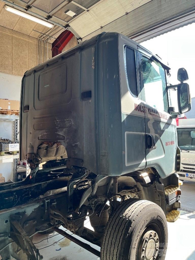 Scania CG16 Kabiny a interiér