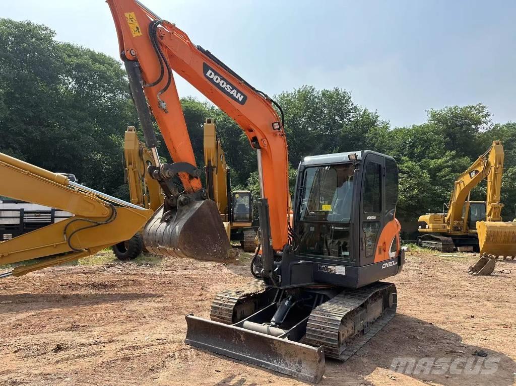 Doosan DX 60 Pásová rýpadla
