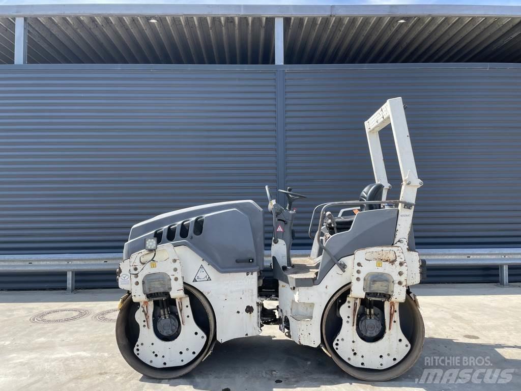 Hamm HD 13 VV Tandemové válce