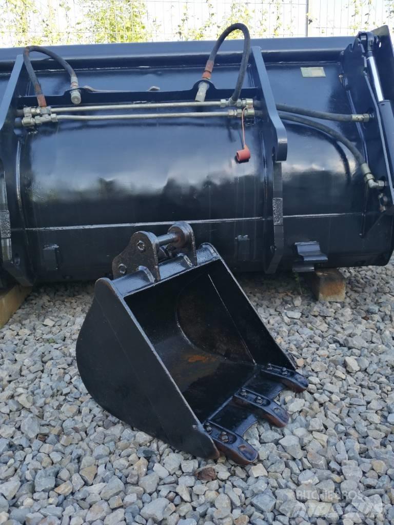  Łyżka JCB 40cm Hloubkové lopaty