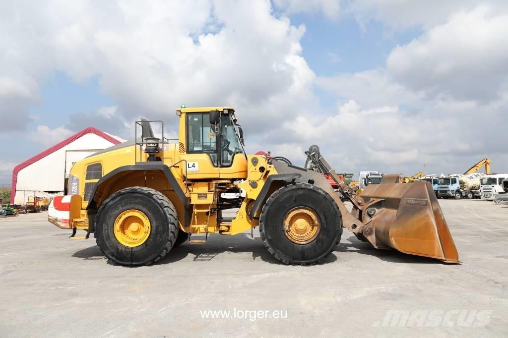 Volvo L 220 H Kolové nakladače