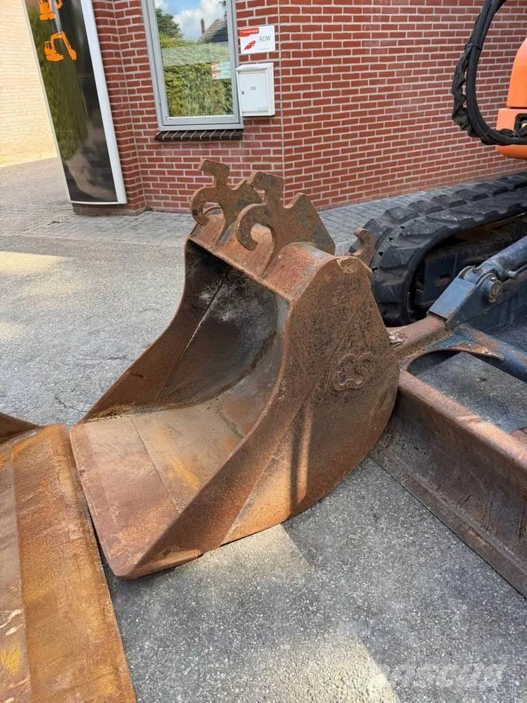 Doosan S75-V Pásová rýpadla