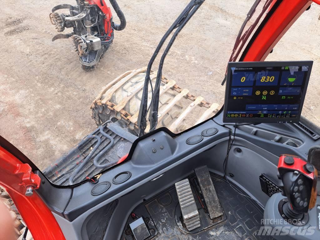 Komatsu 901 Harvestory