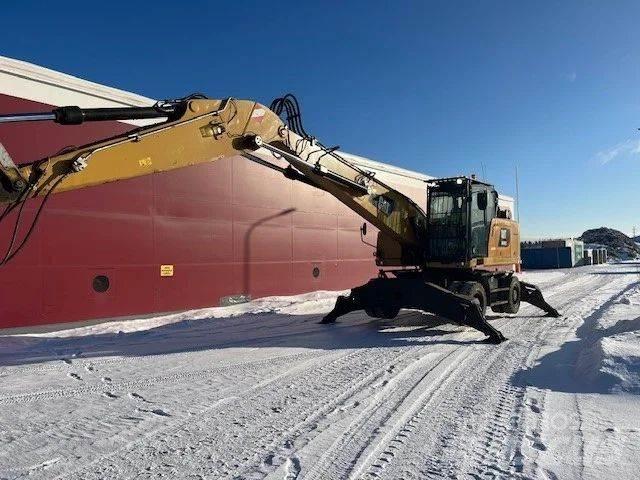 CAT MH 3022 Stroje pro manipulaci s odpadem