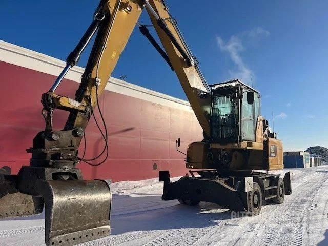 CAT MH 3022 Stroje pro manipulaci s odpadem