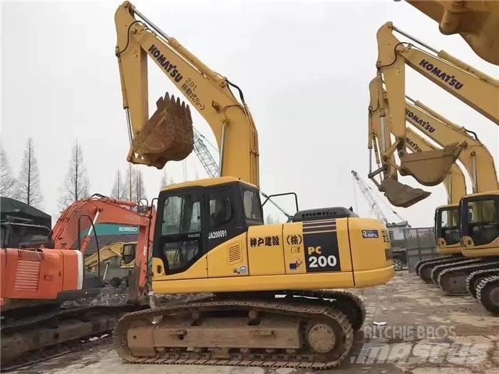 Komatsu PC 200-7 Pásová rýpadla