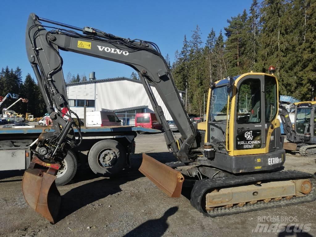 Volvo ECR 88 PLUS Midi rýpadla 7t - 12t