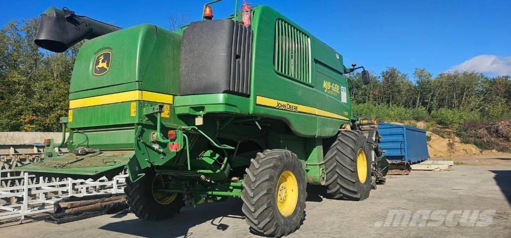 John Deere T 550 Sklízecí mlátičky