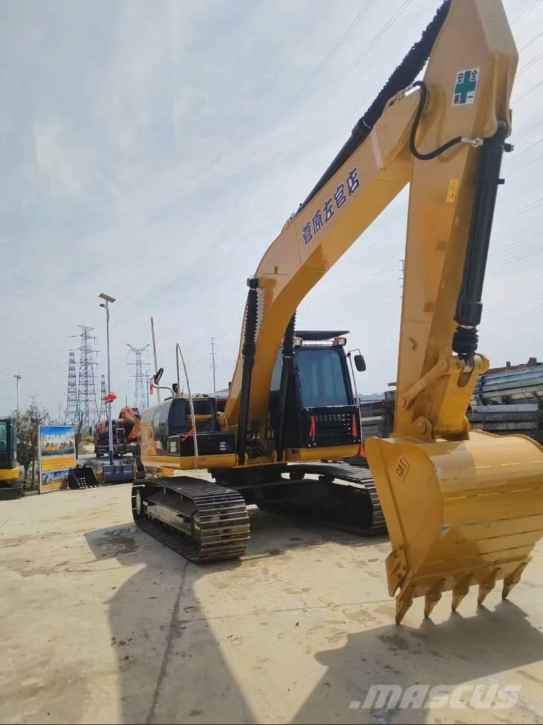 CAT 320 D 2 Midi rýpadla 7t - 12t