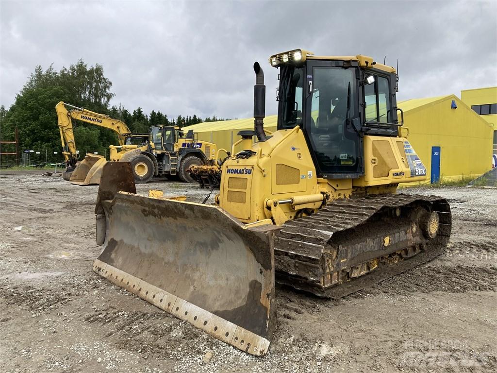 Komatsu DX 51 PX 22 Pásové dozery