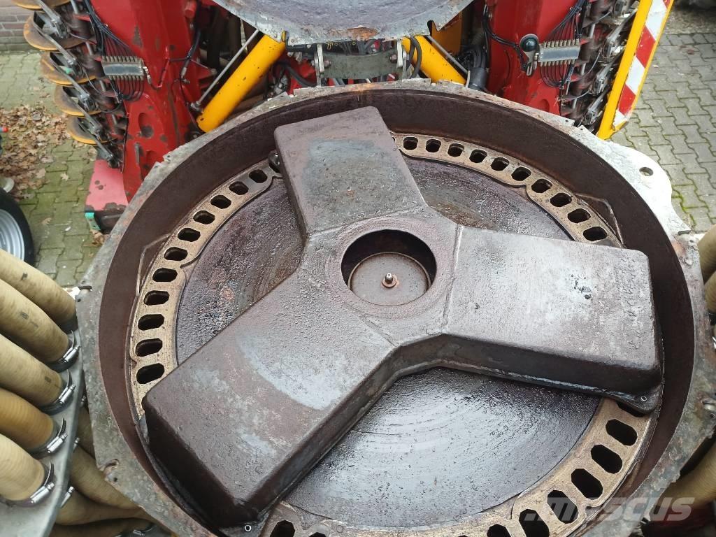 Vredo ZB3-9152 Rozmetadla chlévské mrvy