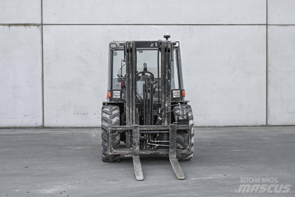 Manitou MH 25-4 Terénní vysokozdvižné vozíky